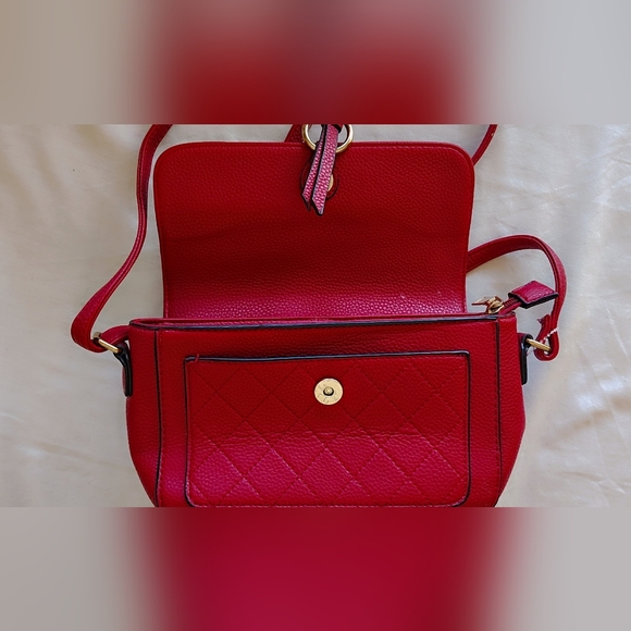 ❤️𝐕𝐢𝐛𝐫𝐚𝐧𝐭 𝐂𝐫𝐢𝐦𝐬𝐨𝐧 𝐐𝐮𝐢𝐥𝐭𝐞𝐝 𝐂𝐫𝐨𝐬𝐬𝐛𝐨𝐝𝐲 𝐁𝐚𝐠 - Picture 6 of 16